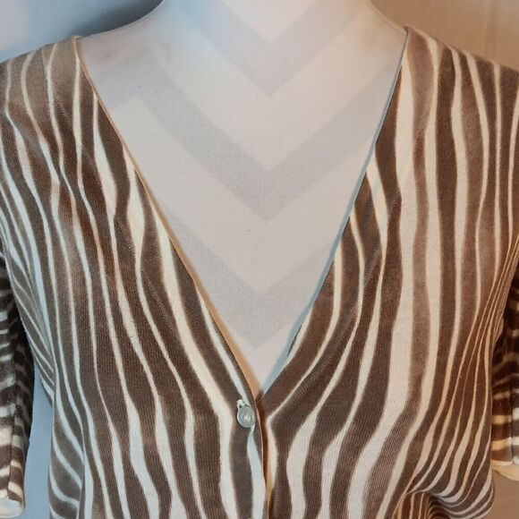 Ann Taylor V-neck Cardigan Sweater - Picture 2 of 5